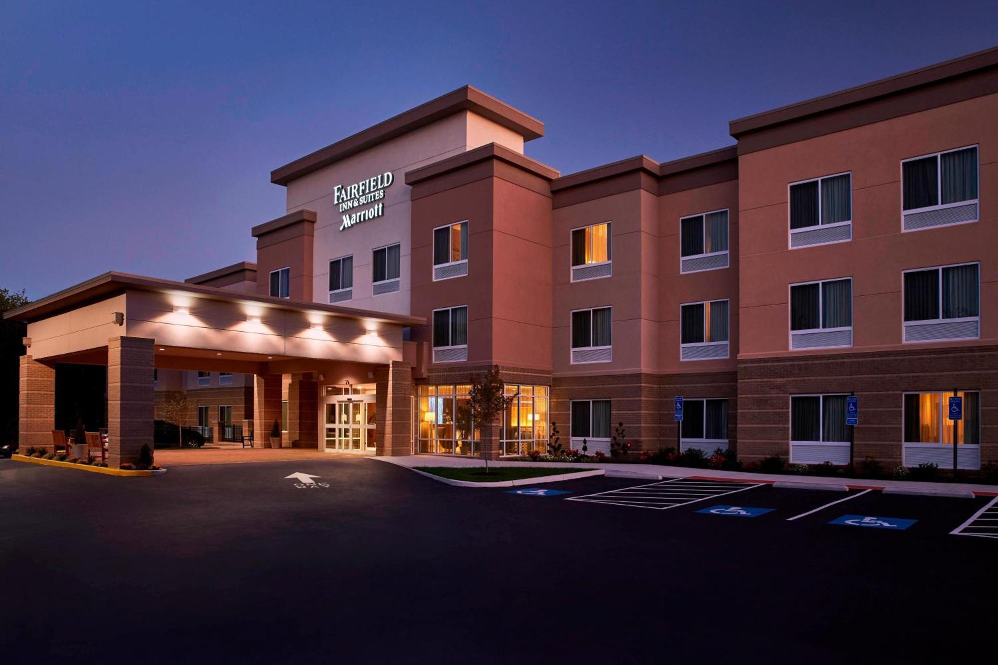 Fairfield Inn & Suites By Marriott Alexandria,Virginia Exterior photo